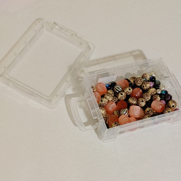 Used/Leftover Crafting Beads Bundle - Picture 4 of 6